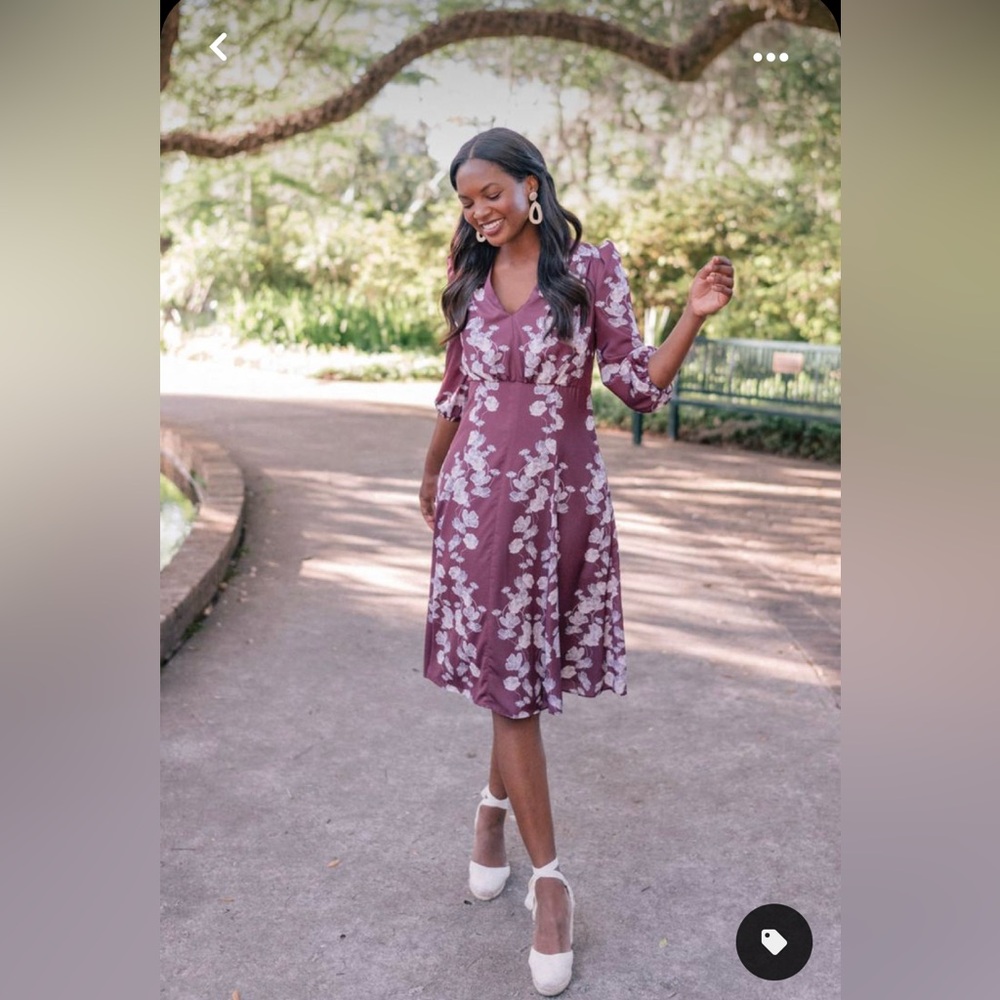 NWT Gal Meets Glam Adelaide Dress Size 2